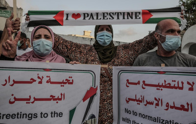 Palestinianos protestam contra a assinatura do Acordo de Abraão