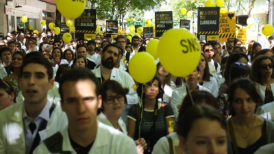 Médicos em protesto