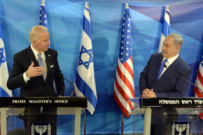 Biden com Netanyahu em 2016.