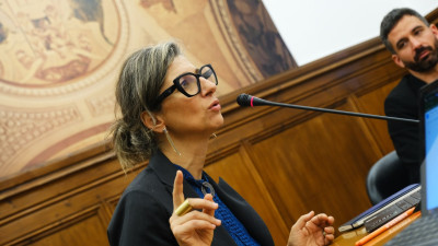 Francesca Albanese no Parlamento