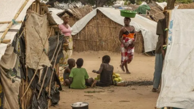 Crianças em assentamento para deslocados internos em Cabo Delgado. Foto Unicef/Mauricio Bisol