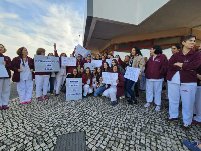 Enfermeiros do Amadora-Sintra em concentração