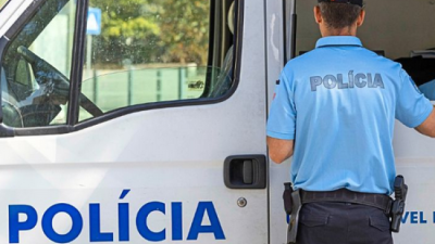 Polícia