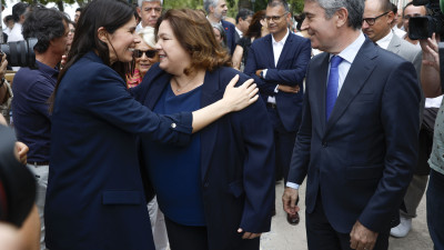 Mariana Mortágua na assinatura do acordo de coligação para uma candidatura à Câmara de Lisboa.