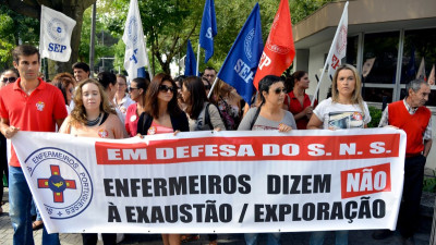 Enfermeiros em protesto.