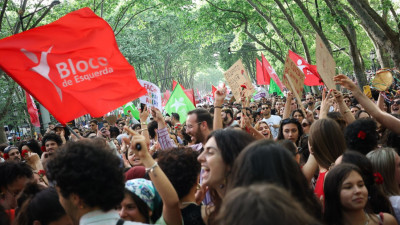 Bandeiras do Bloco em manifestação