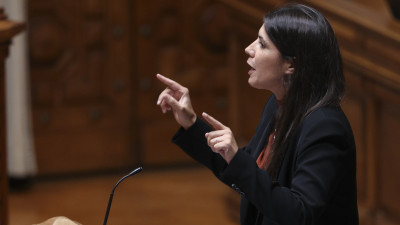 Mariana Mortágua na abertura do debate sobre o OE 2026.