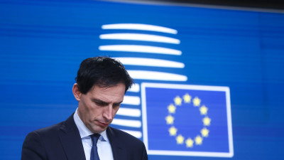 Wopke Hoekstra, comissário europeu para o clima na conferência de imprensa que se seguiu ao acordo.