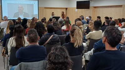 Sala cheia no ISCTE para o lançamento do OPal