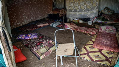 Uma das tendas onde ocorreu o ataque dos colonos no fim de semana