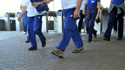 Trabalhadores à saída do turno na Autoeuropa. 