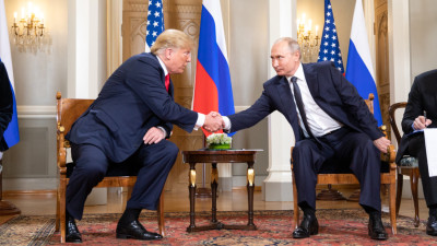 O Presidente Donald J. Trump e o Presidente Vladimir Putin da Federação Russa a 16 de julho de 2018.