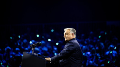Viktor Orbán num comício de campanha