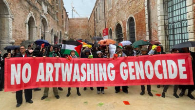 Manifestação na Bienal de Veneza contra a presença de Israel no festival