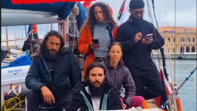 Ativistas detidos no barco com dois médicos portugueses