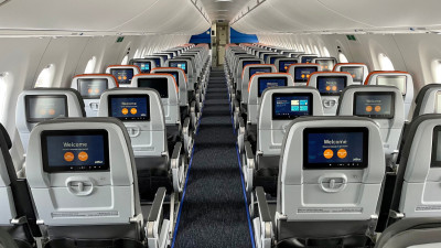 interior de avião comercial