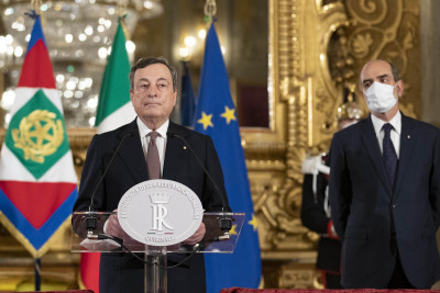 Mario Draghi num encontro com o presidente do país. Foto do Palácio do Quirinal/Presidência Italiana.