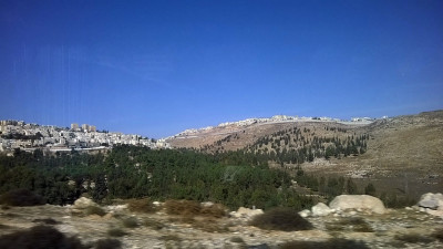 Colonato israelita face a população palestiniana. Foto de Jelger/Flickr.