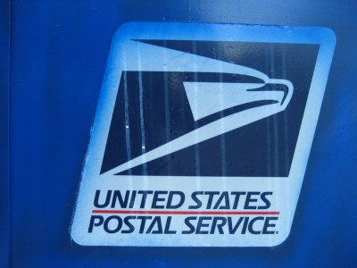 Câmara dos Representantes aprova legislação para reforçar serviço postal americano