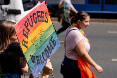 Manifestação pelos direitos das pessoas refugiadas na Europa em Leipzig, Alemanha. 