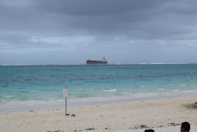 Navio MV Wakashio encalhado perto da Maurícia. Foto de Historic Mauritius/Flickr.