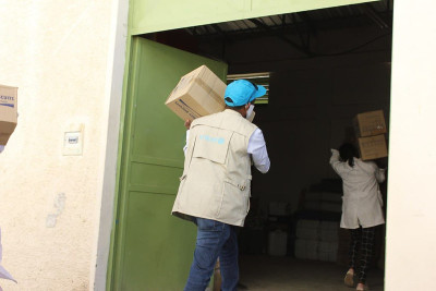 Ajuda de emergência da Unicef à população do Tigray. Fevereiro de 2021. Foto de UNICEF Ethiopia/Flickr.