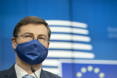 Comissário europeu Valdis Dombrovskis, após reunião do ECOFIN. Foto: European Council