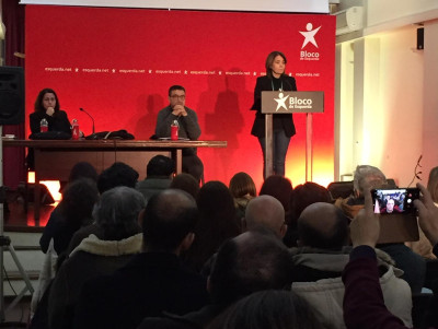 Catarina Martins em Braga, durante uma sessão com militantes sobre o Orçamento do Estado para 2020. Foto esquerda.net.