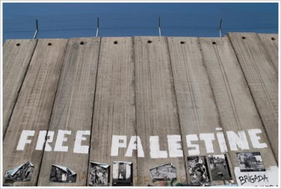 "Palestina livre", muro israelita em Belém.