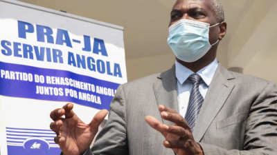 Abel Chivukuvuku - Foto de club-k.net