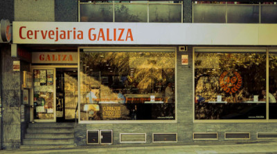 Trabalahdores da Cervejaria Galiza preparam-se para reabrir o restaurante a 19 de maio - Foto da CGTP
