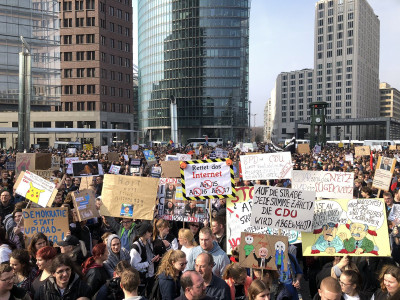 Protesto em Berlim, 23 de março de 2019 – foto retirada do twitter D3 Direitos Digitais