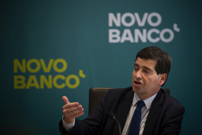 António Ramalho, CEO do Novo Banco, durante a apresentação de resultados da instituição em 2019. Foto de José Sena Goulão/Lusa.