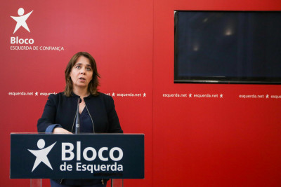 Catarina Martins em conferência de imprensa de apresentação do Manifesto pela Saúde. Maio de 2020. Foto de Nuno Fox/Lusa.