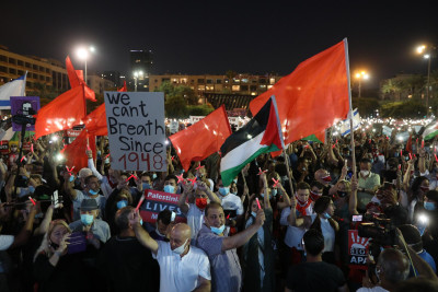 Manifestação contra a anexação da Cisjordânia em Telavive. Junho de 2020. Foto de ABIR SULTAN/EPA/Lusa.