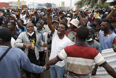Manifestação este sábado em Luanda. Foto de AMPE ROGÉRIO/LUSA.