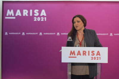 Marisa Matias na sessão de apresentação da sua candidatura em Leiria.