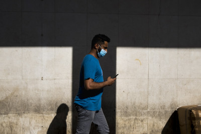 Mais de 200 mil novos casos num dia