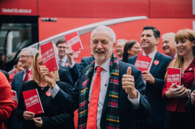 "É tempo de mudança real". Manifesto do Labour para as eleições britânicas. Novembro de 2019.