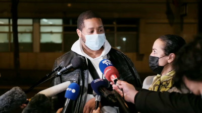 Michel Zecler e a sua advogada Hafida El Ali