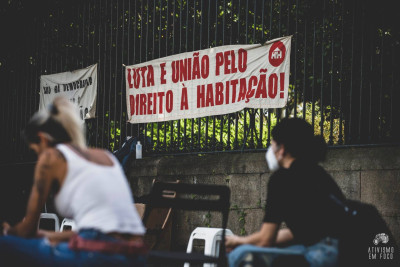 Vigília pelo direito à habitação