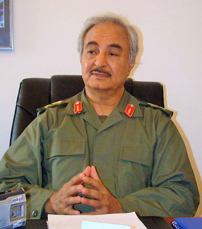 Khalifa Haftar, numa foto de 2011. Foto de Magharebia/Flickr.