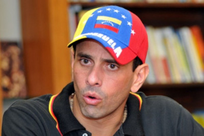 Henrique Capriles, que foi candidato presidencial da oposição de direita em 2012 e 2013, critica e afasta-se da estratégia de Guaidó e daquilo a que chama “governo na internet” - Foto aporrea.org