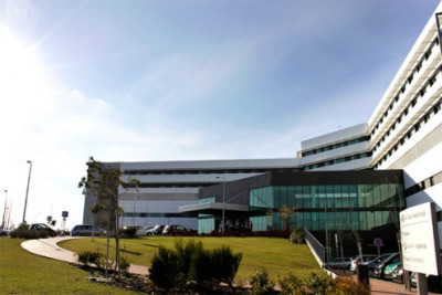 Bloco de Esquerda critica a decisão de lançamento de uma nova PPP para o hospital de Cascais e requer a audição da ministra da Saúde