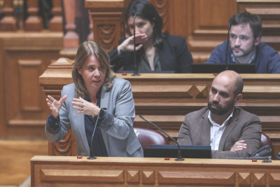 "Não vamos resolver os problemas se os professores continuarem a ser atacados"
