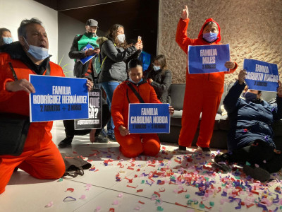 Ocupação dos escritórios de Madrid do fundo Cerberus. Foto PAH.