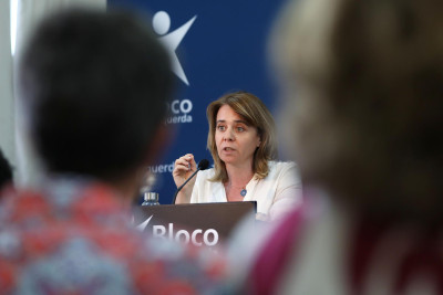 Catarina Martins este sábado no Encontro Nacional de Saúde do Bloco de Esquerda. Foto de ANTÓNIO PEDRO SANTOS/Lusa.