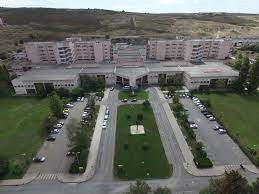 Hospital Fernando Fonseca. Foto do Hospital.