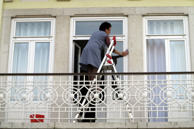 Há trabalhadores que ainda aguardam os apoios de julho e agosto