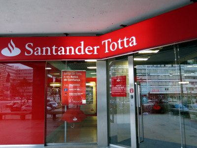 Trabalhadores do Santander não permitirão assédio para sair, diz sindicato